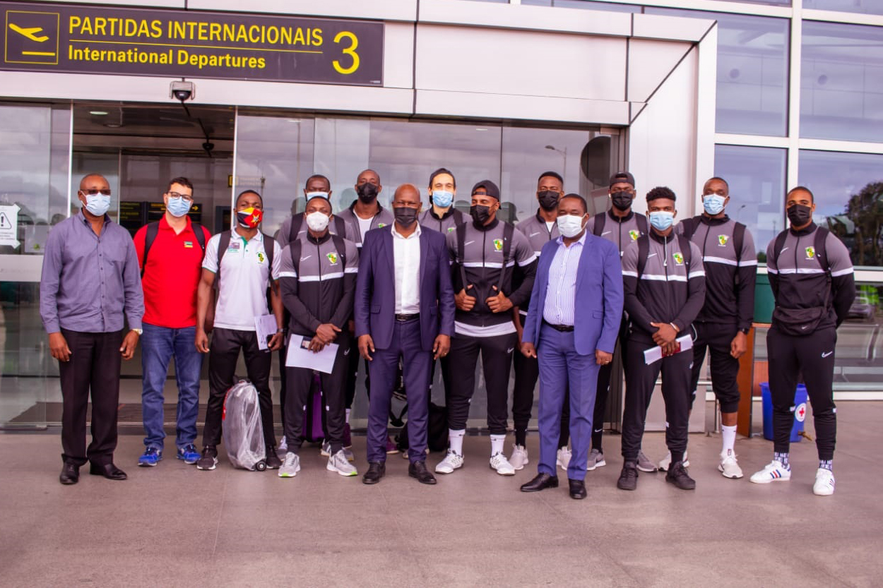 Equipa sénior masculina de basquetebol do Ferroviário de Maputo 2021